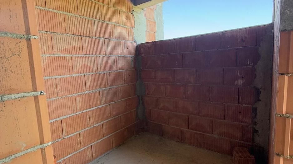 Duplex la rosu zona linistita - Dumbravita - Poză 3