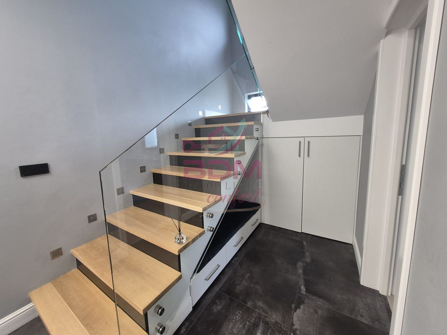 Vila moderna cu 4 camere I 220 mp I 750 mp teren I zona centrala - Poză 13