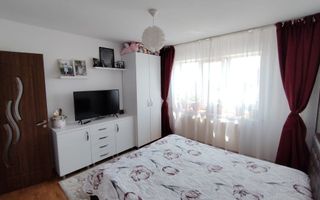 Apartament 2 camere de vânzare - Craiovița noua - Poză 1