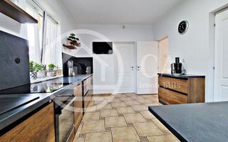 De vanzare, Vila plus casa de oaspeti zona Oncea, Oradea. - Poză 8