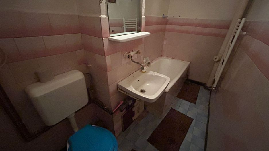 Apartament 2 camere, decomandat - Cugir - Poză 8