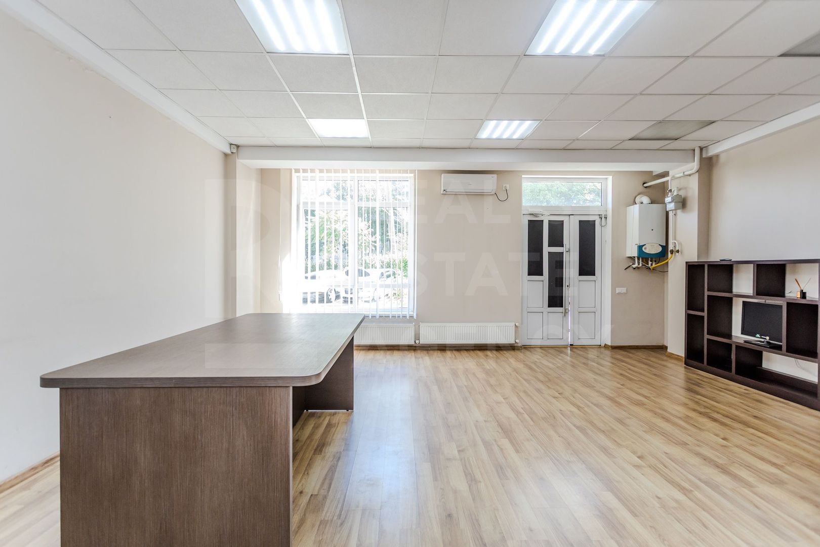 Chirie, spațiu comercial/oficiu, 38mp, str. Socoleni, Râșcani - Poză 3