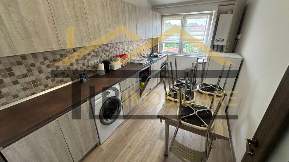 Apartament de 3 camere, 75mp, parcare, Zona Dacia - Poză 2
