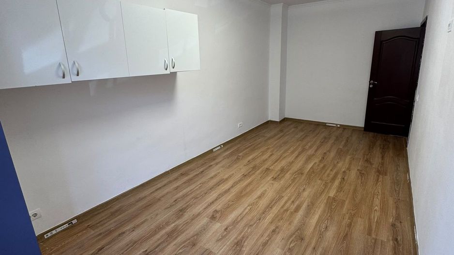 Terasă 22 mp // Vedere la Lac // Renovat - Poză 7