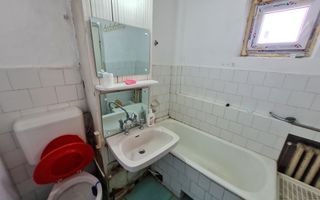 Apartament 4 Camere, Etaj 3, Decomandat, Zona Parc Cetate - Poză 5
