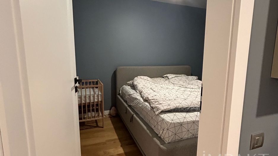 Vanzare apartament cu 3 camere, etaj intermediar, terasa, parcare! - Poză 13