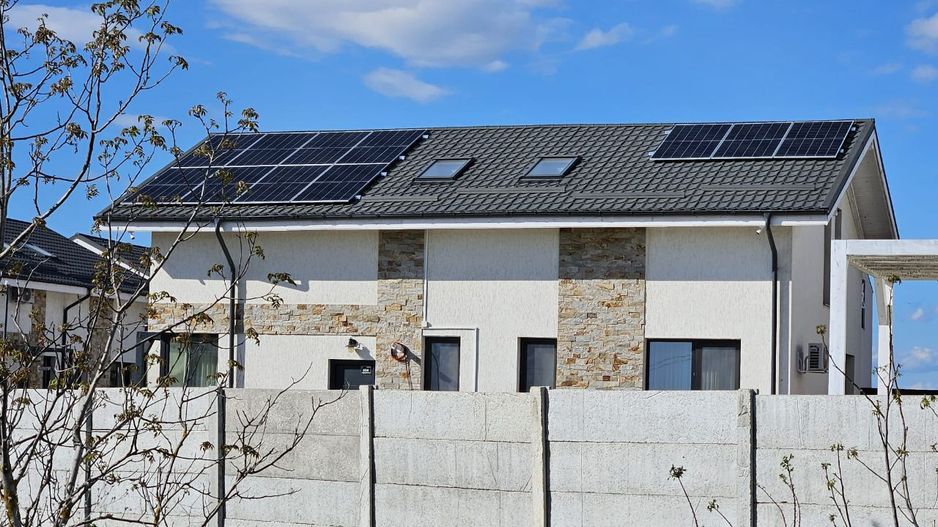 Vila 4 camere | Partial Mobilata | Otopeni | Panouri fotovoltaice - Poză 1