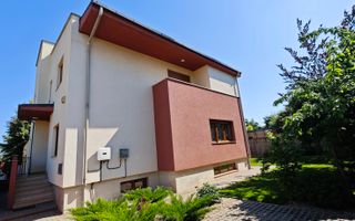 Casa spatioasa. Pretabil si pt. clinica, invatamant, camin varstnici. - Poză 42