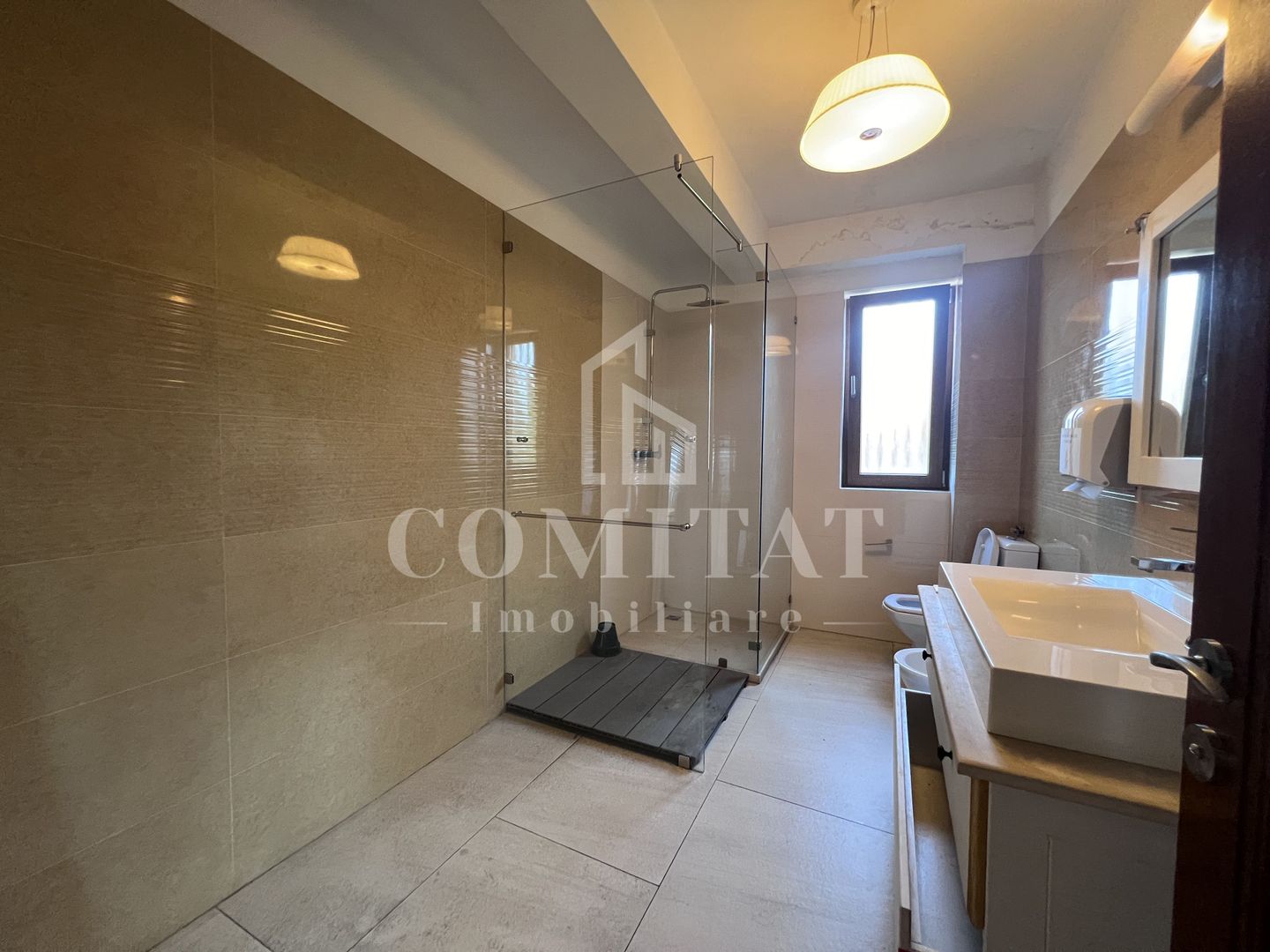 Casa P+E de închiriat, cartier Andrei Mureșanu - Poză 8