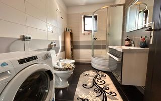 Casă/Vilă de vânzare în Letea Veche, Jud. Bacău - Poză 5