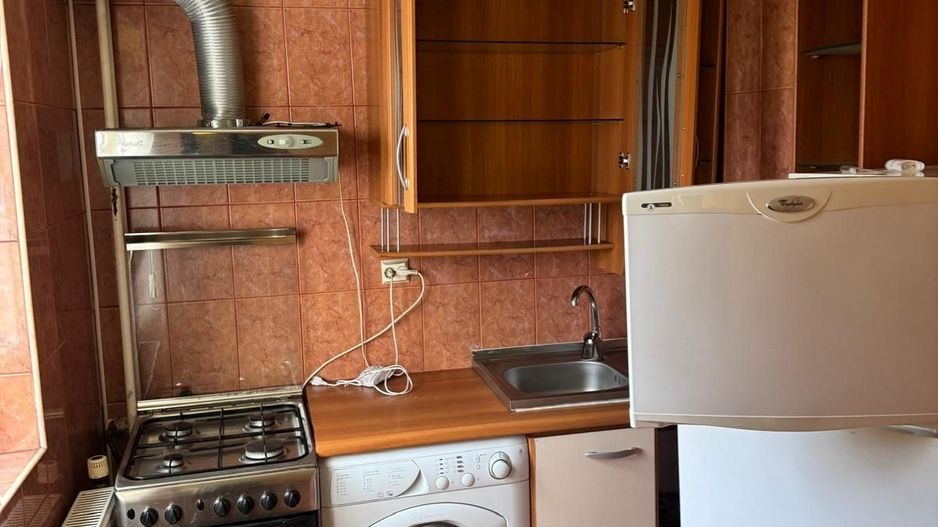 Garsoniera zona Basarabiei - str. Bucovina - Poză 4