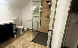 Apartament la casa, zona Șura Mare !! - Poză 8