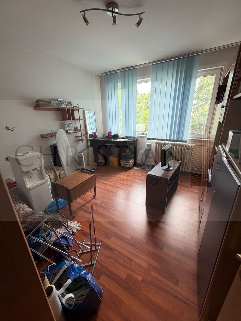 Apartament 4 camere 87 mp - Imobil 1965 - Etaj 1/4 - Poză 12