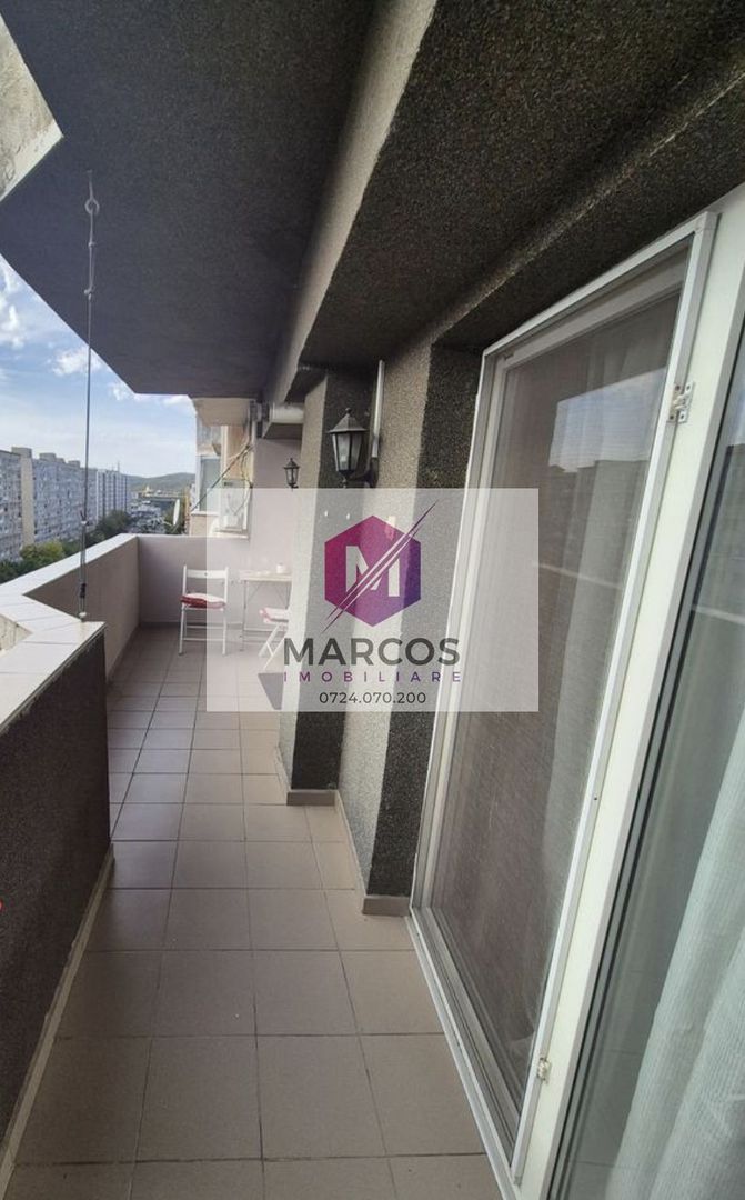 Vand apartament 3 camere Micro 4 - Poză 3