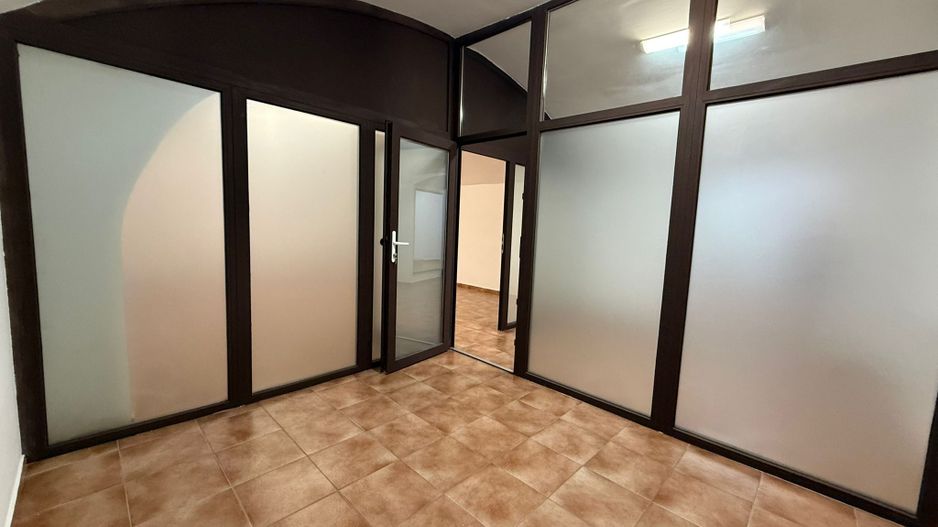 Ultracentral – Str. Lucian Blaga | Acces individual | Parcare în curte - Poză 12