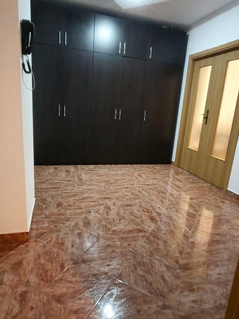 Închiriez apartament 2 camere, Nerva Traian, spațios - Poză 7