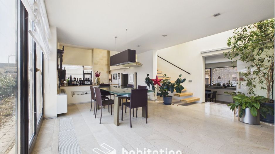 Vilă exclusivistă | 275 mp utili | Teren 700 mp | Garaj & Terasă - Poză 32