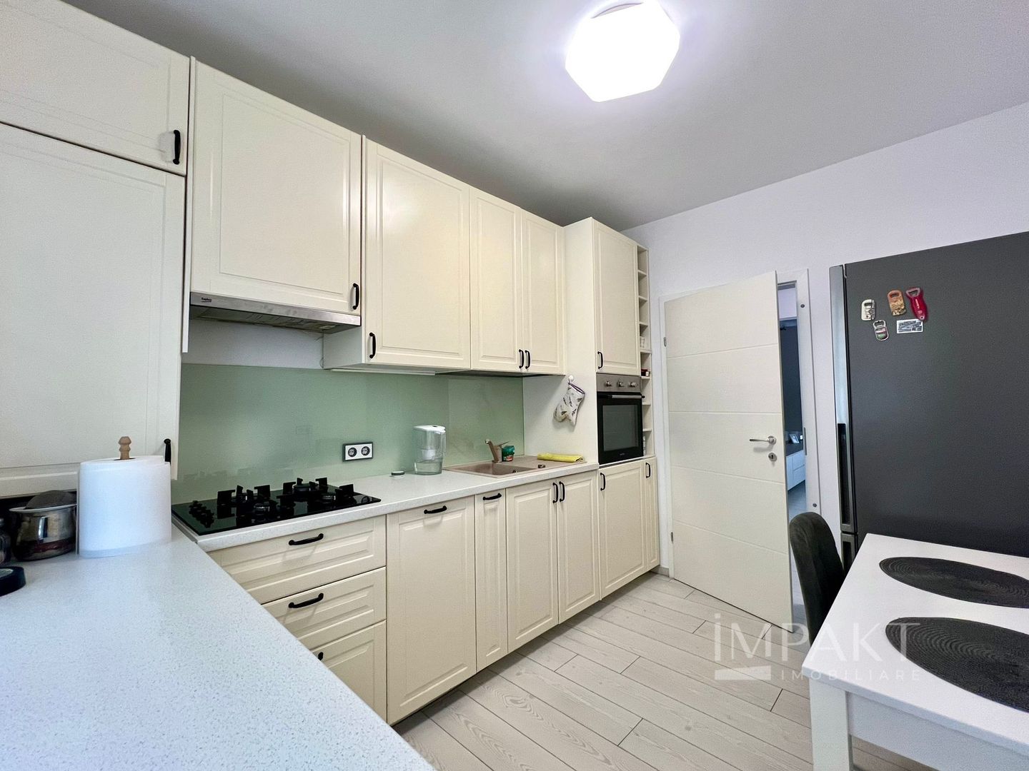 Apartament modern cu 3 camere in Buna Ziua - Poză 7