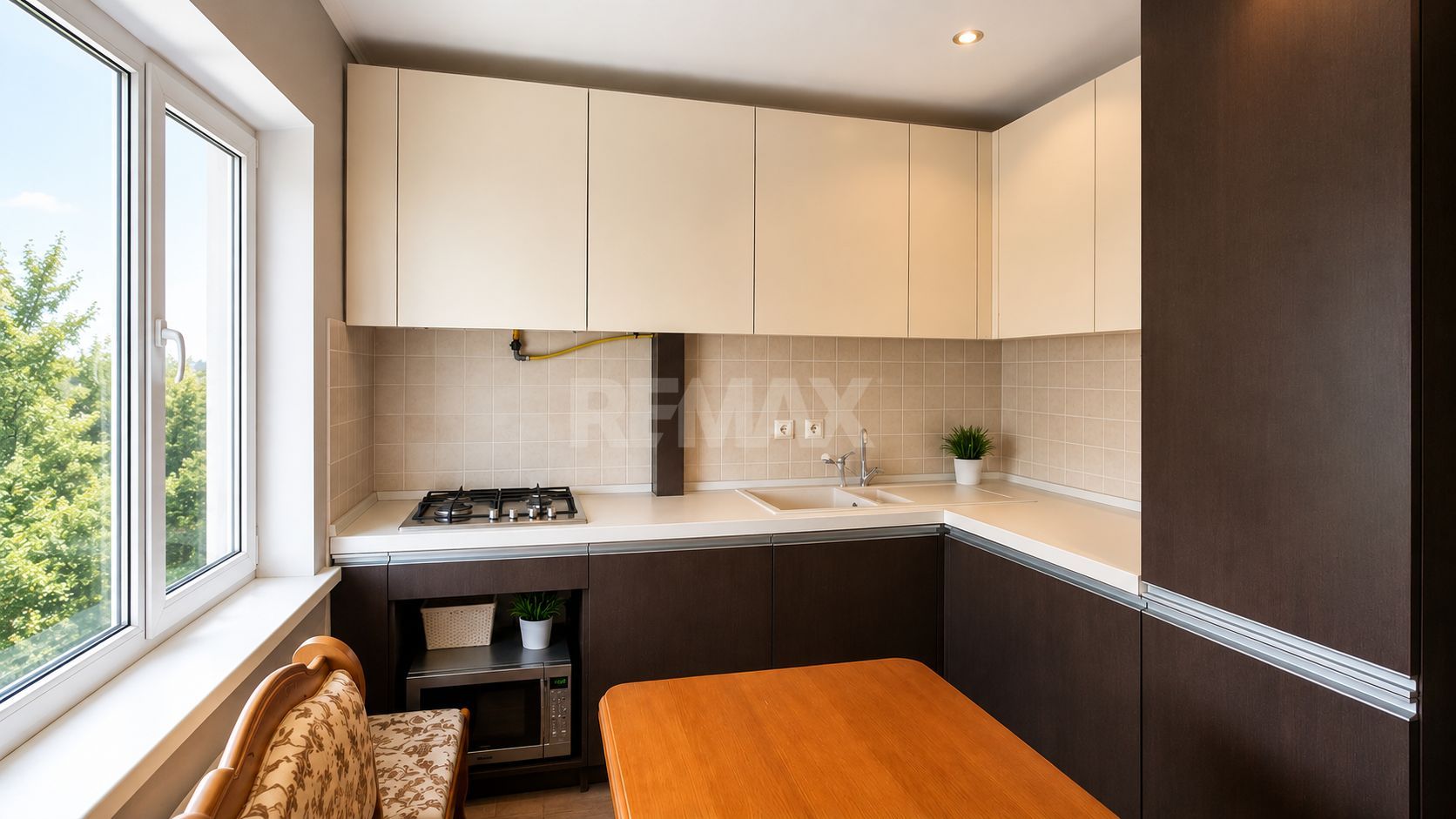 Apartament 1 cameră + 2 balcoane str. Kiev, Mun. Chișinău - Poză 3