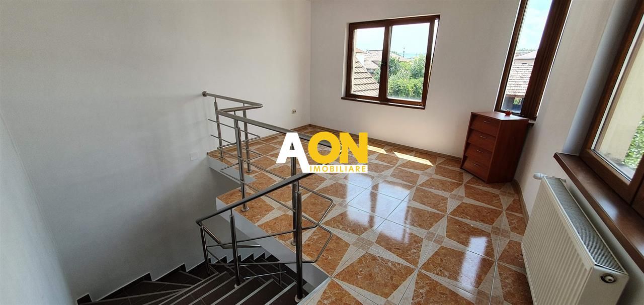 Casa situata ultracentral langa Poarta I a Cetatii Alba Carolina - Poză 18