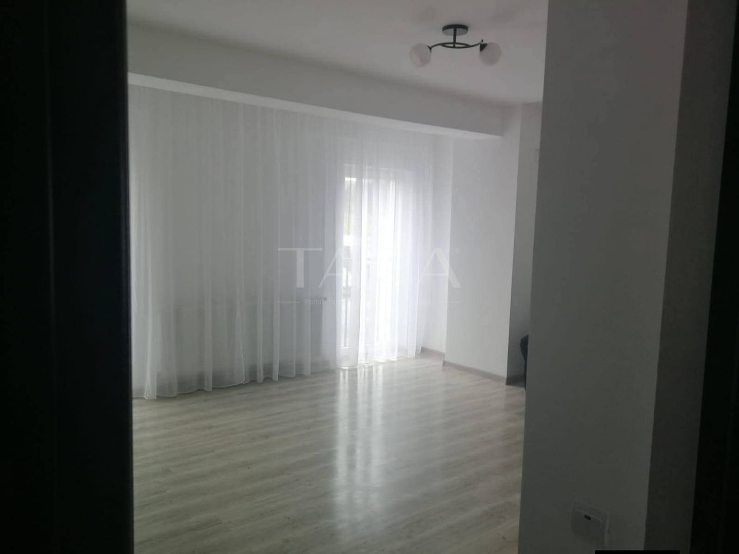 Apartament Floresti - Poză 1