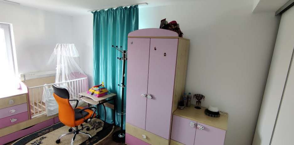 DUPLEX MOSNITA NOUA  98 MP UTILI CU 375 MP TEREN - Poză 7