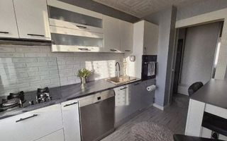 Vânzare, apartament cu 3 camere în zona Gorjului - Poză 1