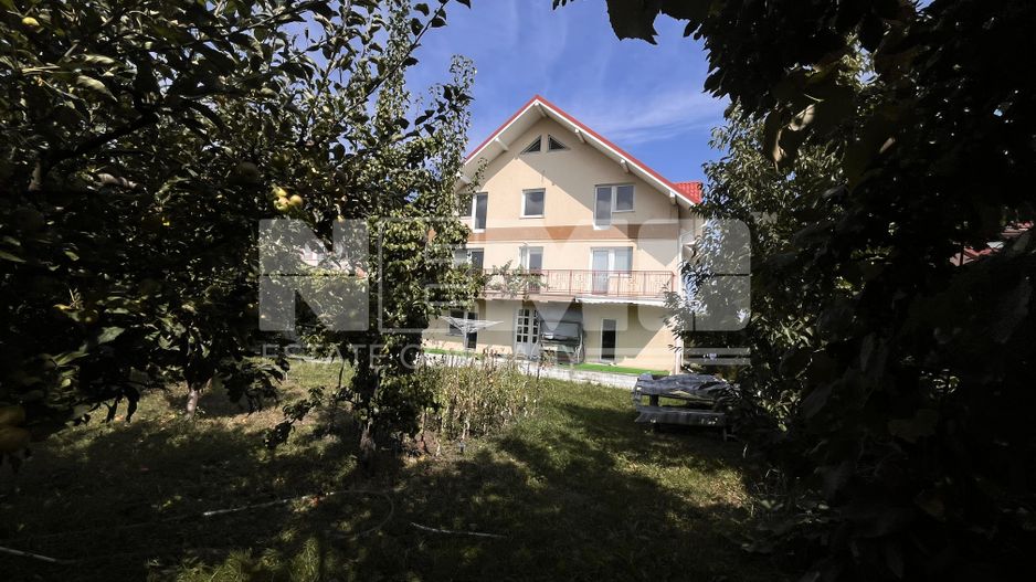 Casa/Vila de Vanzare 10 Ari Teren  I Suceava/Ipotesti I 245.000Euro - Poză 3