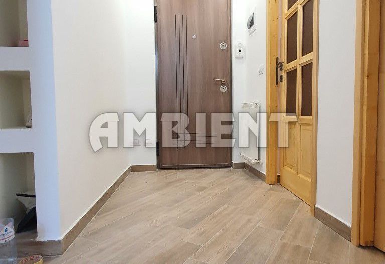 Apartament 2 camere, etaj 1, renovat complet, zona Centru; - Poză 1