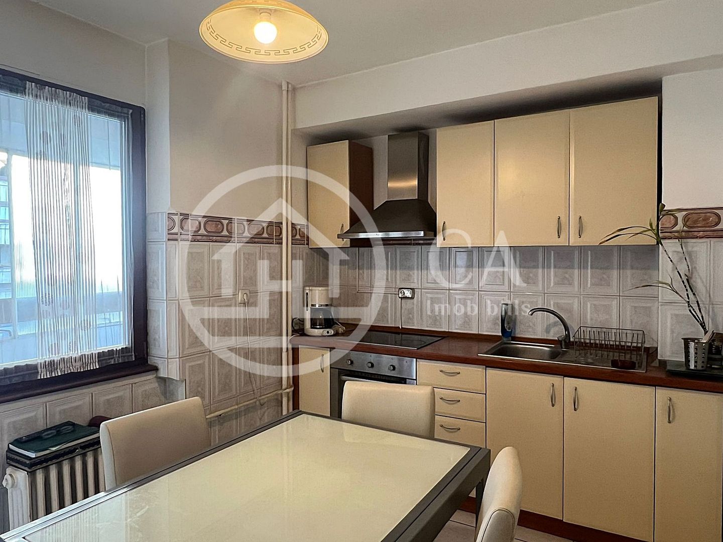 Apartament cu 4 camere de vanzare Ultracentral Oradea - Poză 19