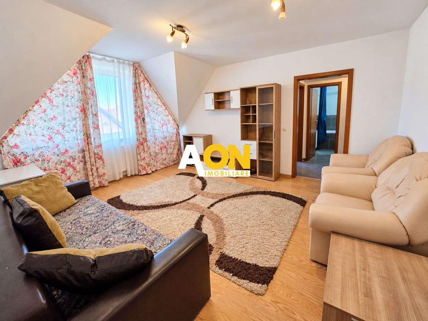 Apartament 2 camere, 60 mp, ultracentral. Pet Friendly! - Poză 1