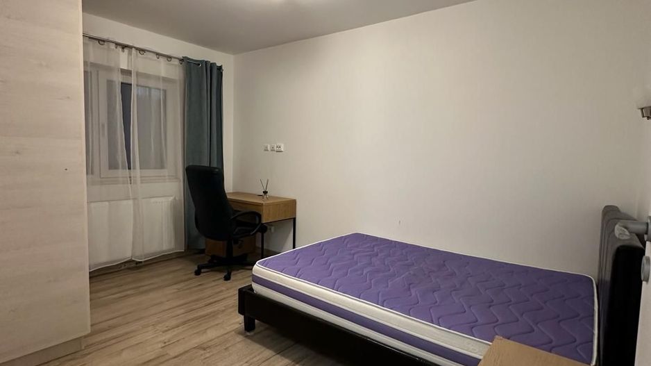 3 camere decomandat metrou Aparatorii Patriei sector 4 - Poză 2