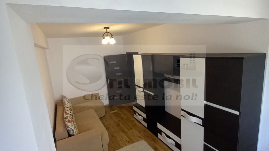Apartament spatios cu 2 camere - zona Kaufland Tatarasi - 450€ - Poză 3