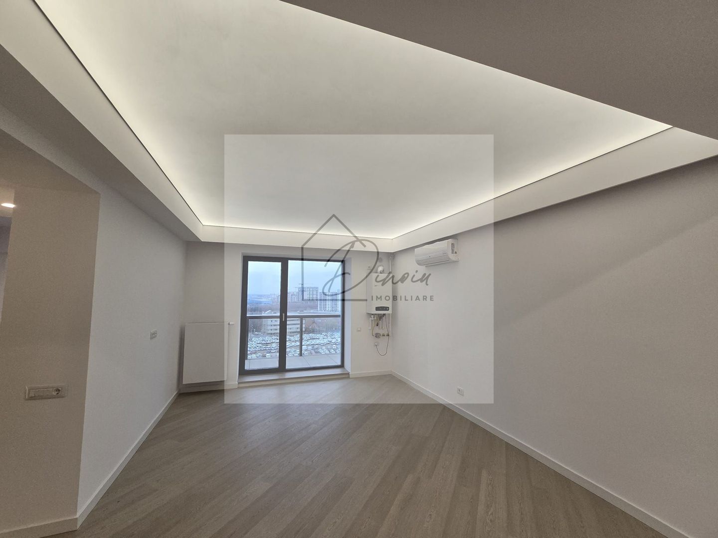 Apartament 2 camere NEMOBILAT vedere Promenada Cortina North - Poză 8