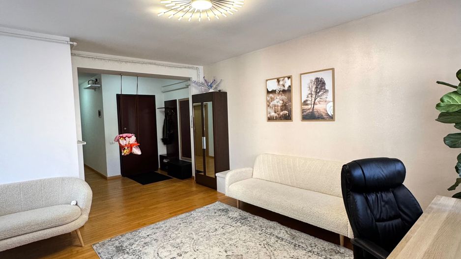 Apartament frumos și luminos cu 3 camere Torontal-Aradului - Poză 7
