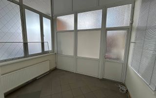 Chirie, spațiu comercial, 47 mp str. Ștefan cel Mare, Bălți - Poză 8