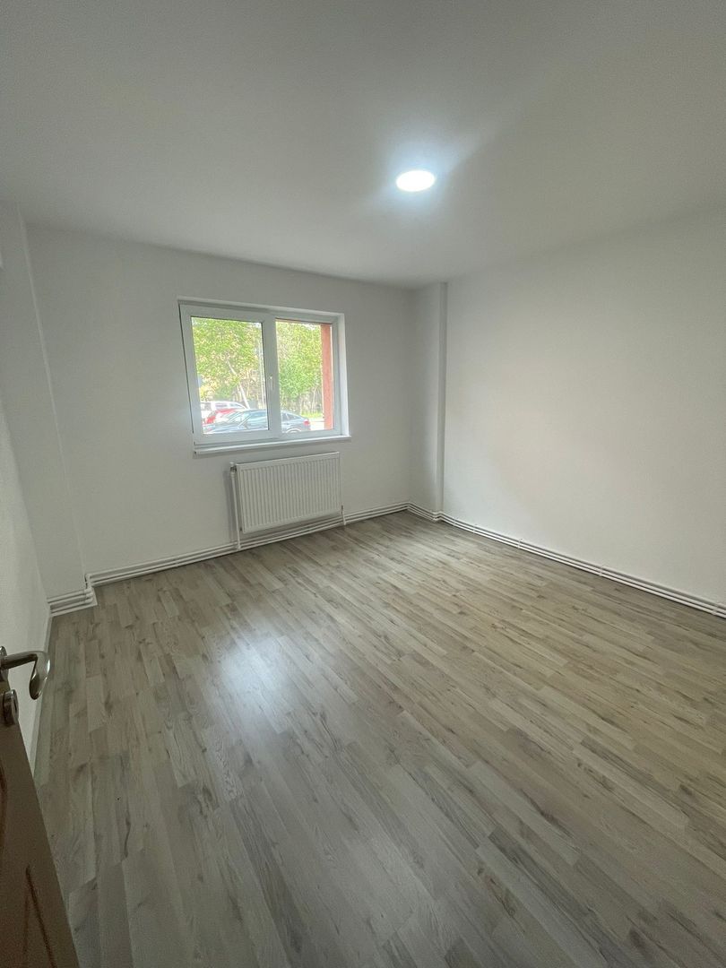 Apartament cu 2 camere de vanzare in Alba Iulia - Poză 2