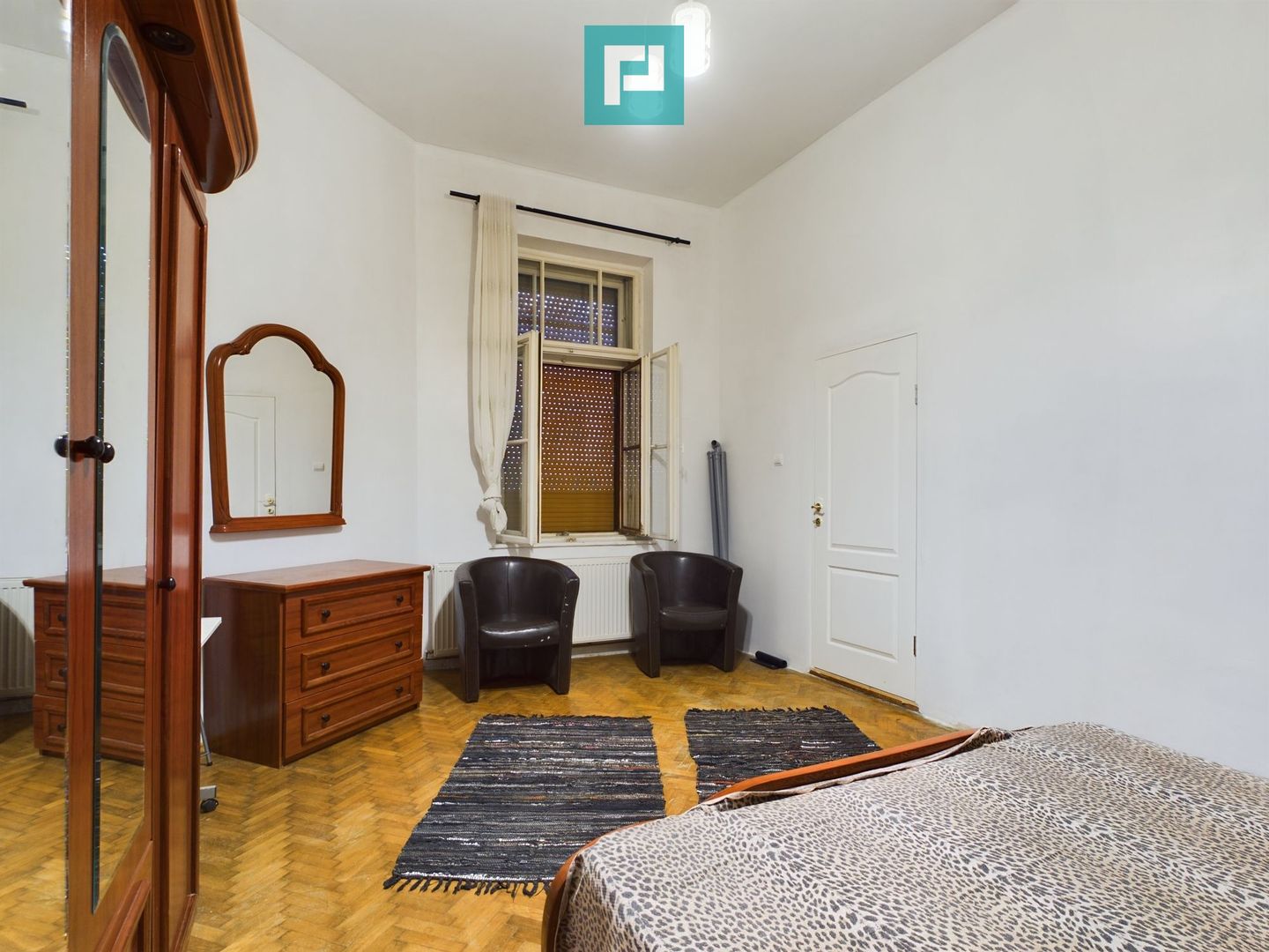 Apartament cu 2 camere la casă zonă centrală - Poză 6