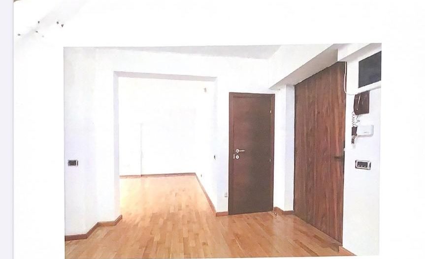 BRASADAS inchiriaza ap 3 cam birou/locuit - terasa - Unirii. - Poză 2