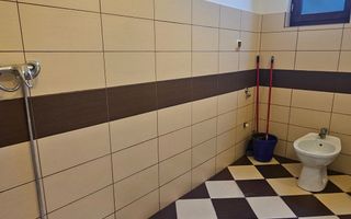 Str Lunga apartament pretabil birou/cabinet , parter stradal - Poză 10