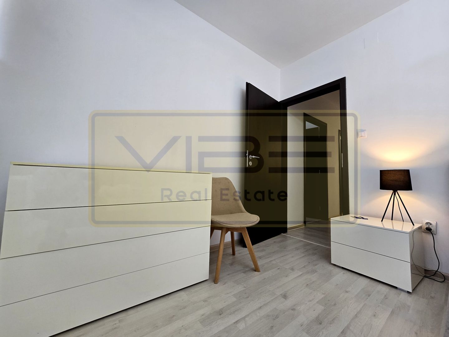 Semicentral- 24 min walk to UMF-  2 room apartment- new building - Poză 13