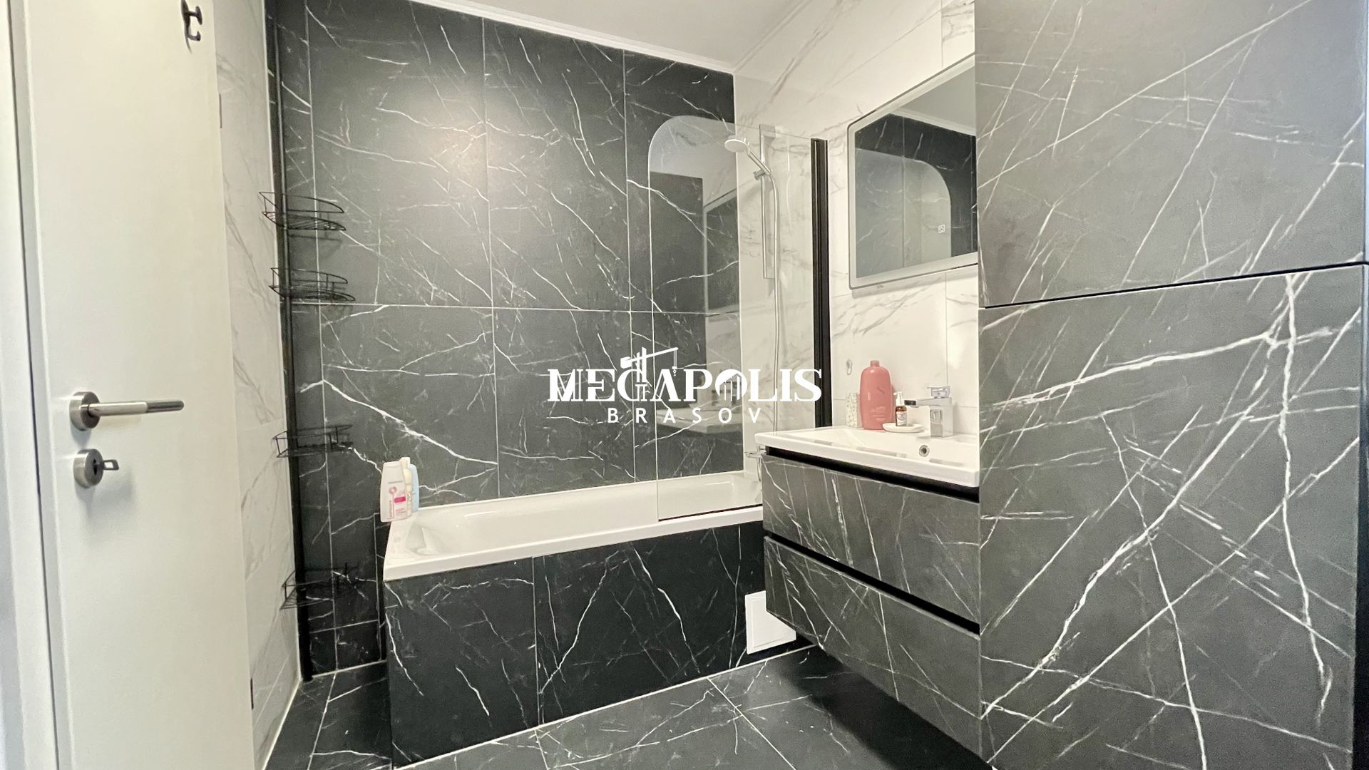 Prnthouse 3 camere | Scară interioară  | 2 balcoane - Poză 20