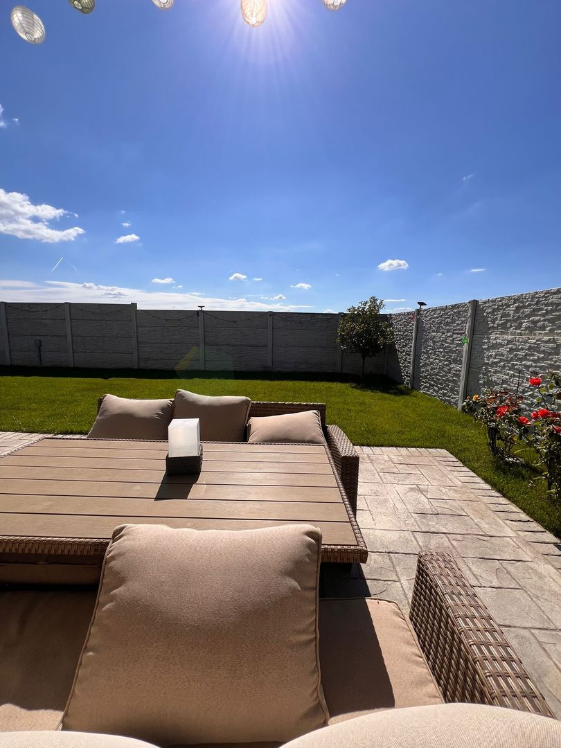 Casă individuală cu 4 camere în cartierul Aerocity, Tunari - Poză 15