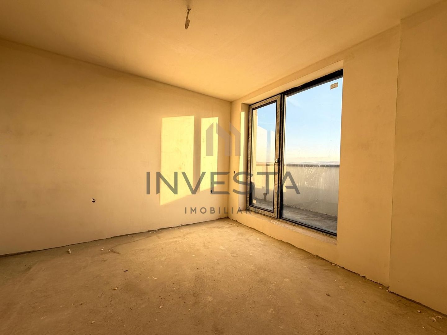 Apartament cu 2 camere semifinisat ! - Poză 4