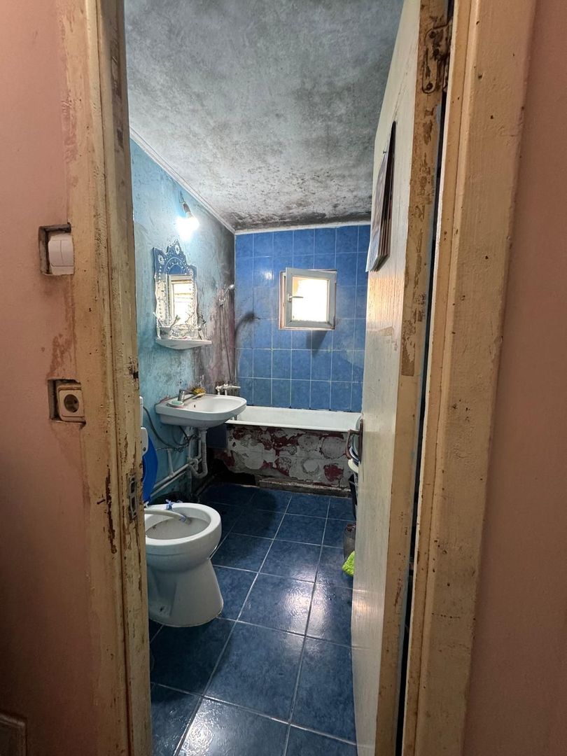 De vânzare apartament 2 camere - Poză 6
