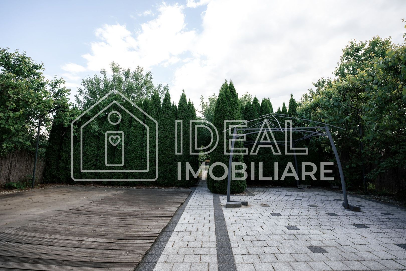 Casa Individuala Moderna cu 7 camere si 1480 mp de curte, In Selimbar - Poză 17