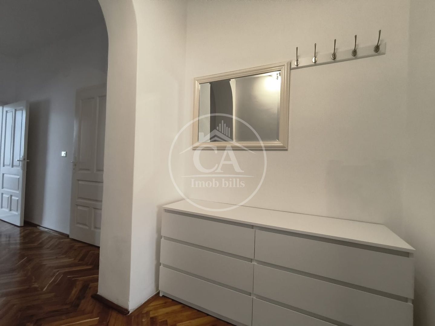 Apartament cu 3 camere de închiriat în zona Centrala, Oradea - Poză 10