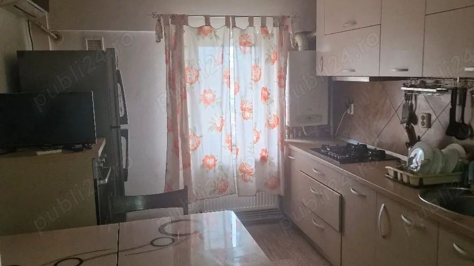 BRASADAS vinde ap 2 cam Et.2/4 Blaga. - Poză 3
