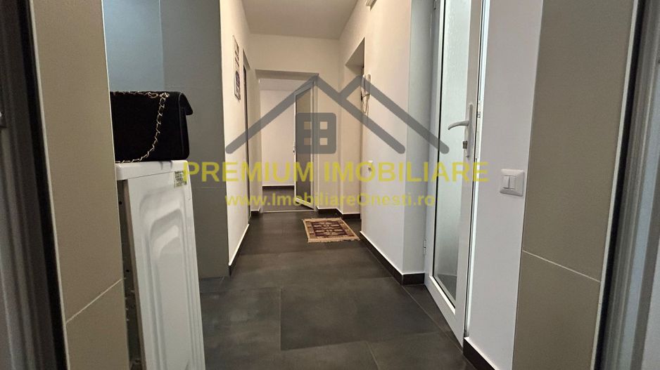 Apartament 2 camere de vanzare Piateta Catedralei - Poză 8