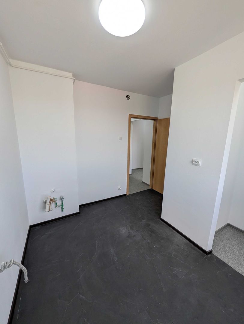 2 camere decomandat, etaj 4/4, renovat, metrou 1 Decembrie 1918 - Poză 6